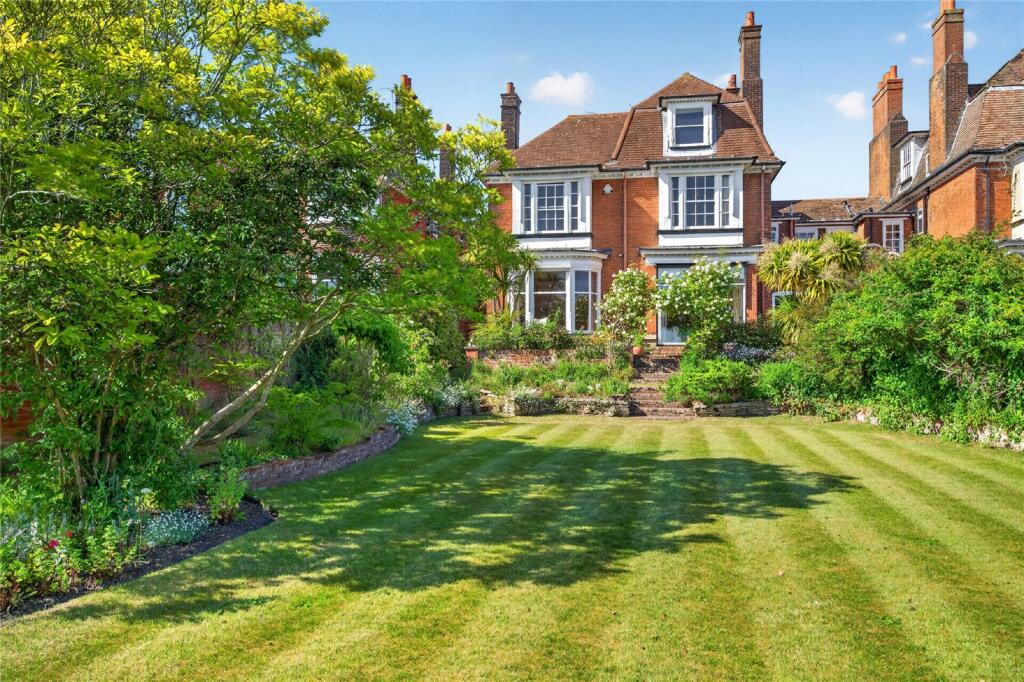 Main image of property: St. Edmunds Road, Ipswich, Suffolk, IP1