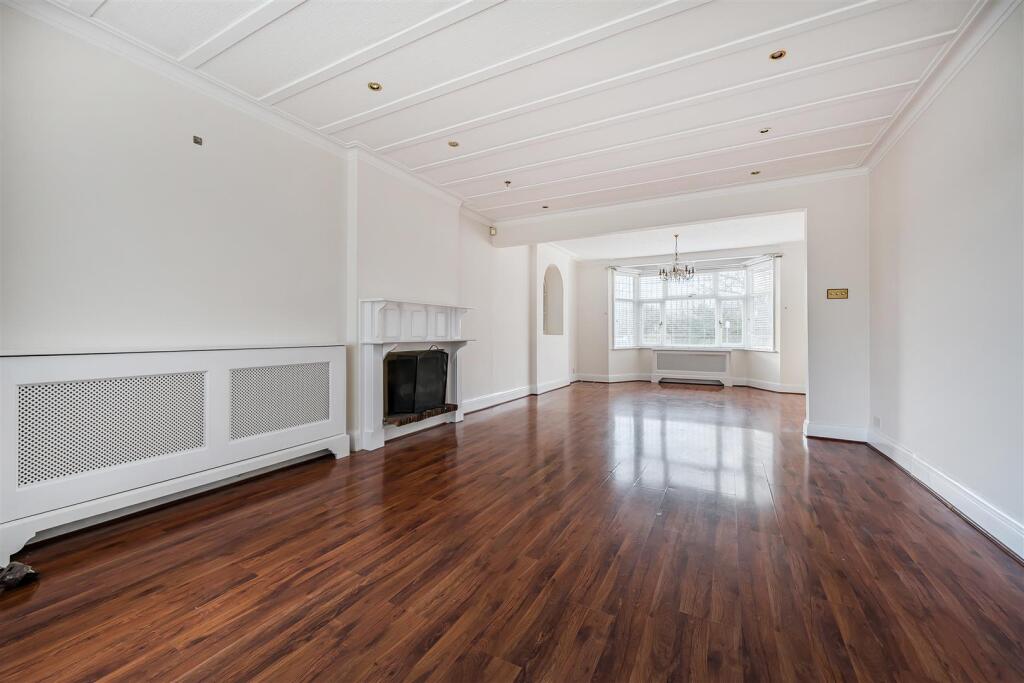 House in London - View 6
