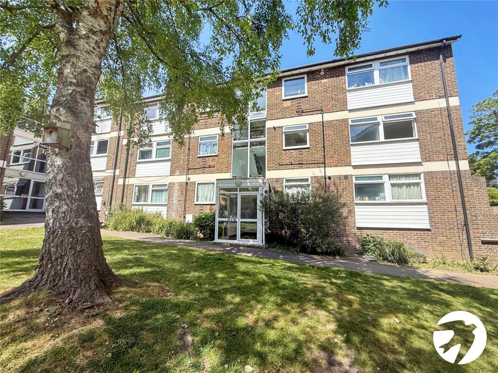 Main image of property: Pine Lodge, Tonbridge Road, Maidstone, ME16
