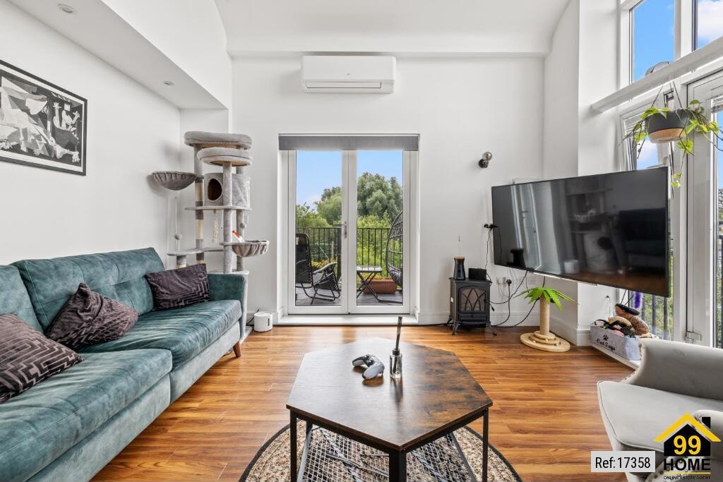 Apartment in Chelmsford - View 5
