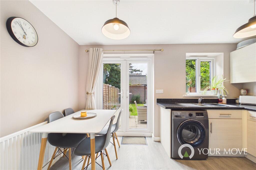 Portobello Drive, Martham, Great Yarmouth, Norfolk, NR29 photo 3