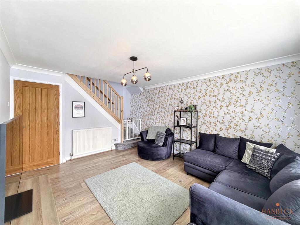 House in Hull - View 5