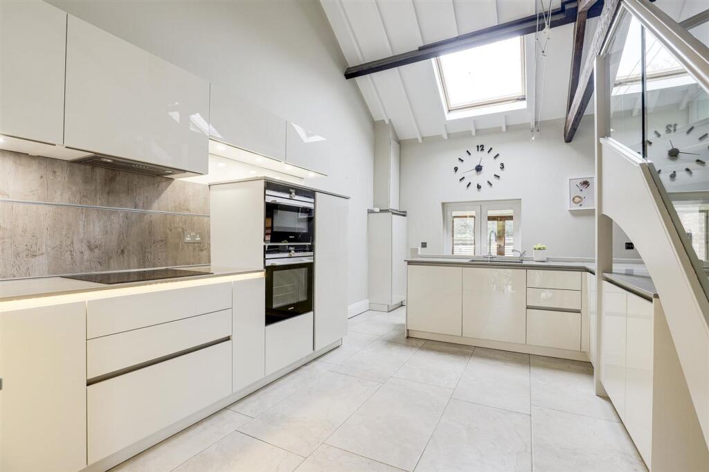 House in Nottingham, Tollerton - View 3