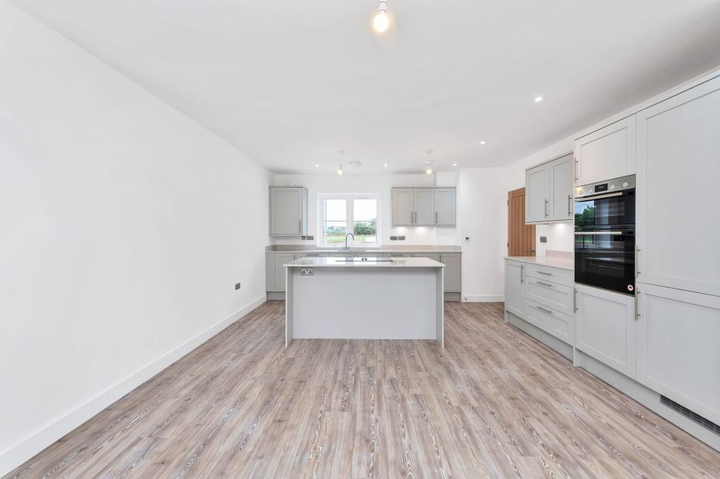 House in Milton Keynes - View 5