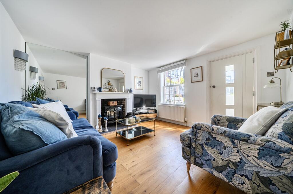 House in Portsmouth - View 5