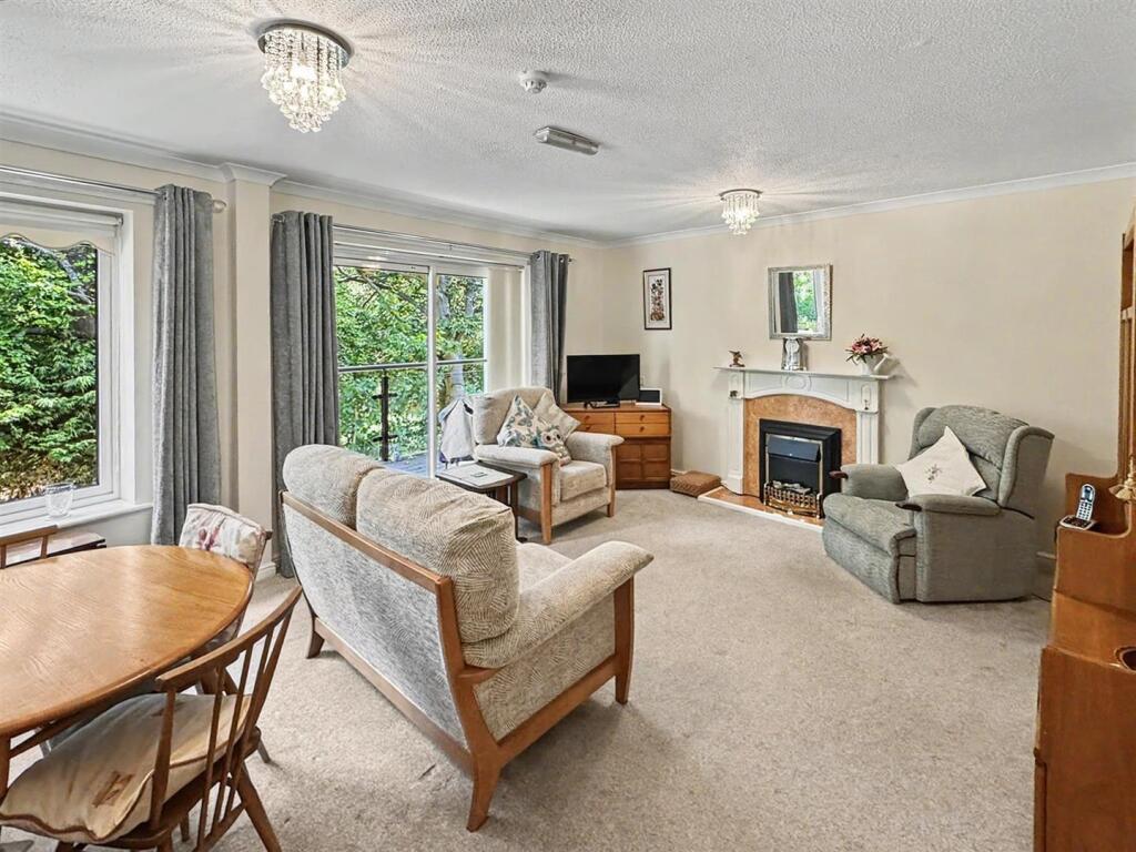 Apartment in Lichfield - View 4