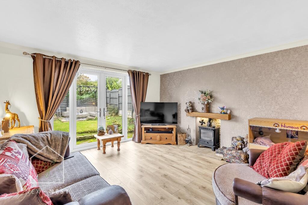 Highfield Road, Rochdale, Greater Manchester, OL11 photo 4
