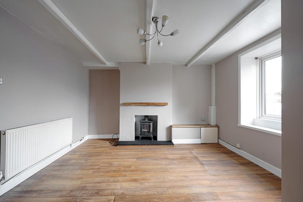 House in Burnley, Rose Grove - View 3
