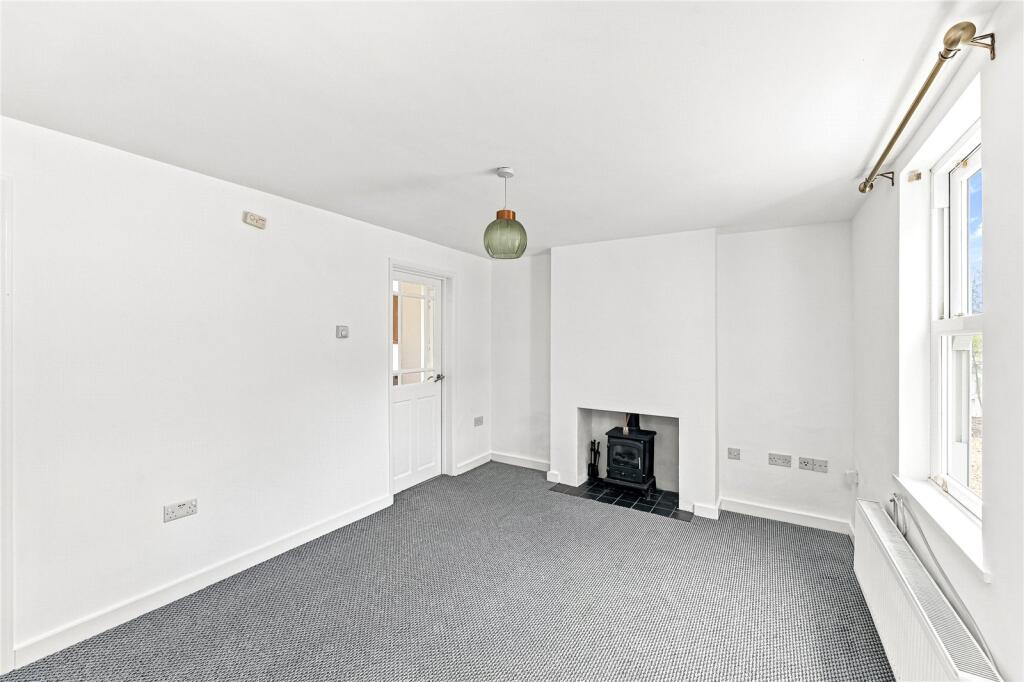 House in Flitwick, Central Bedfordshire - View 5