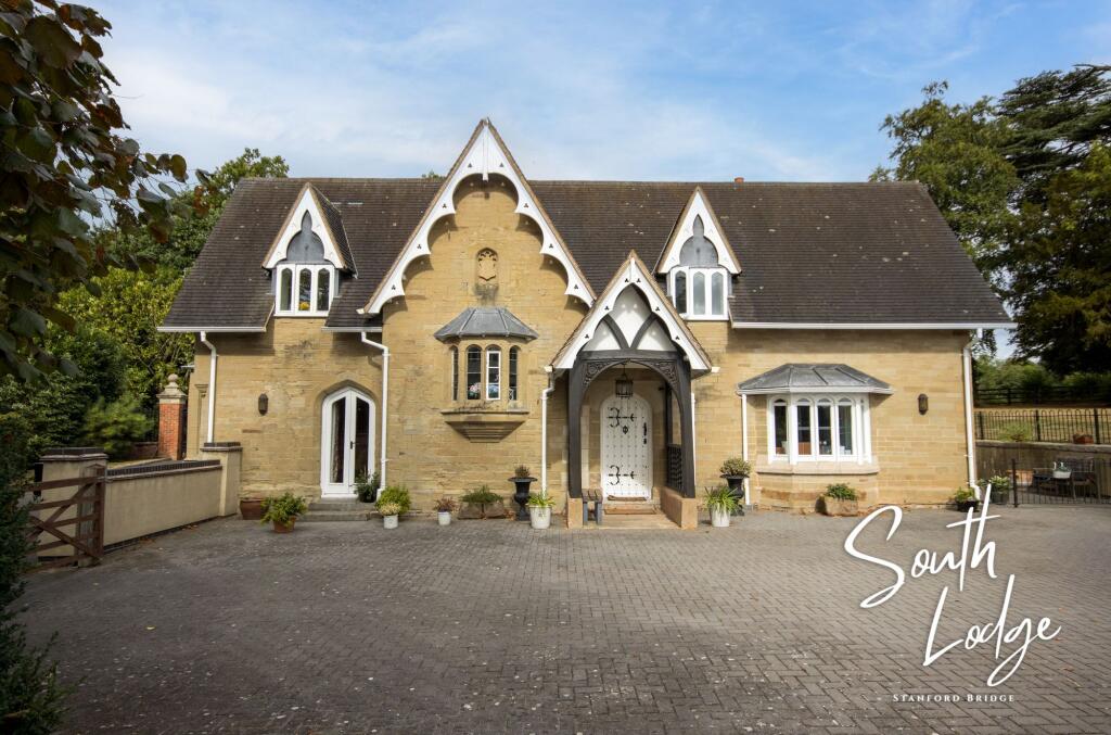 4 bed detached - Stanford Bridge, Worcester, WR6 image 3