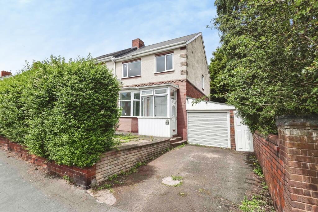 Main image of property: Bristnall Hall Lane, Oldbury, West Midlands, B68