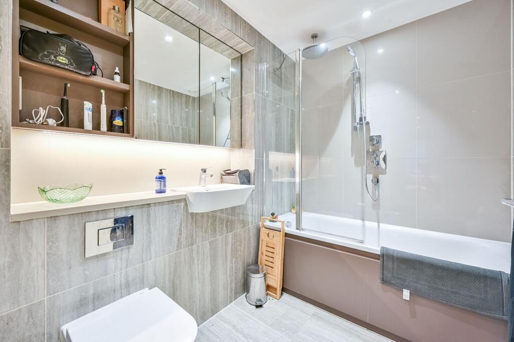 Apartment in London, Royal Borough of Greenwich - View 4