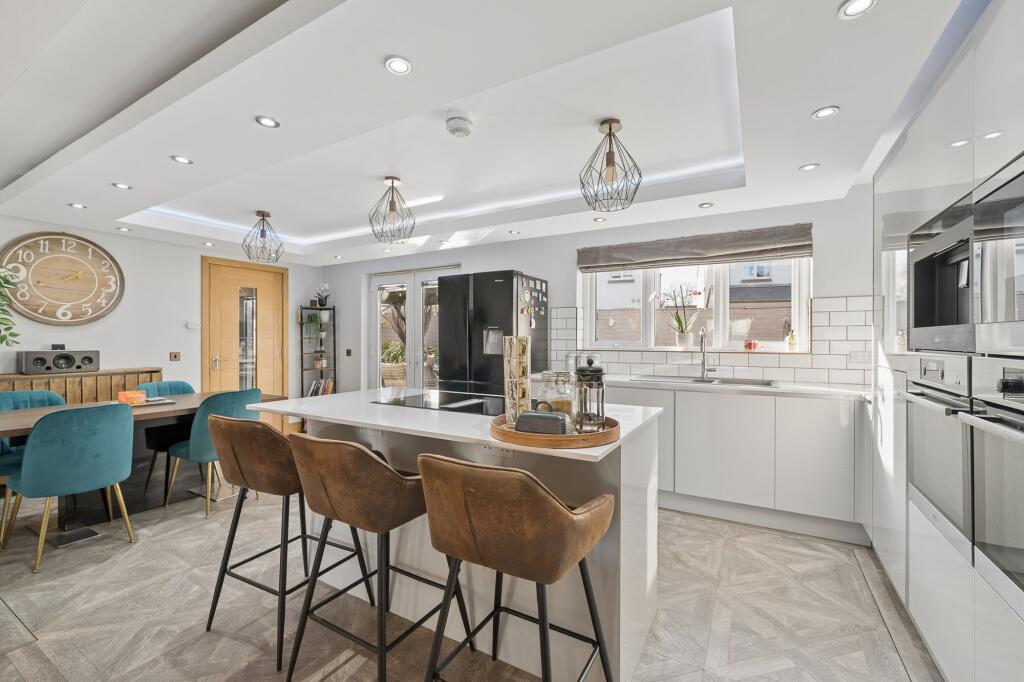 House in East Calder, Calderwood - More