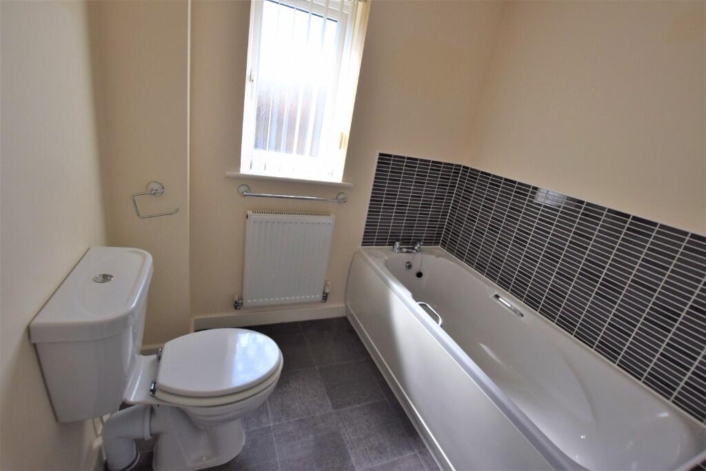 House in Ipswich - View 5