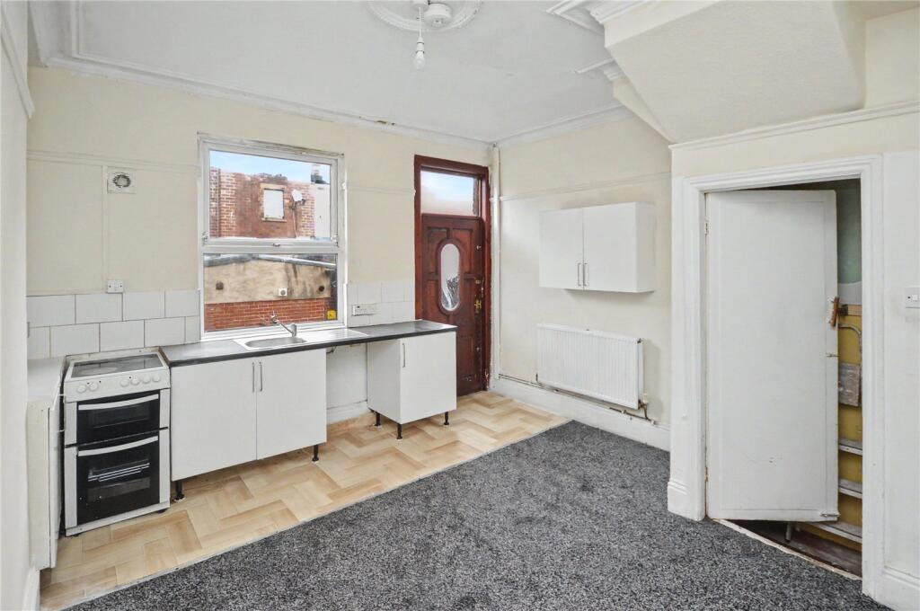 House in Leeds, Beeston Hill, Holbeck - View 4