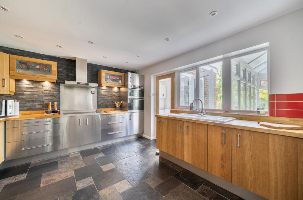 House in Reading - View 3