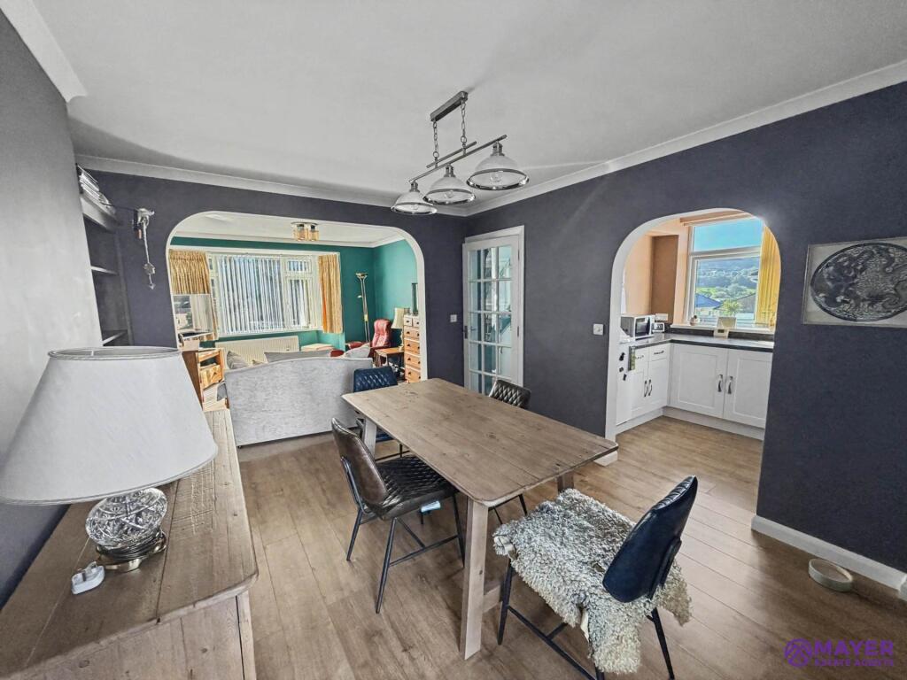 House in Plymouth, Woodford - View 4