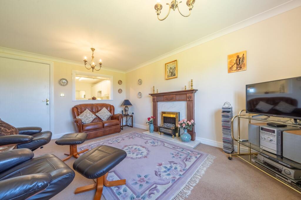 Flat 15, Ashleigh Court, Arnside photo 3
