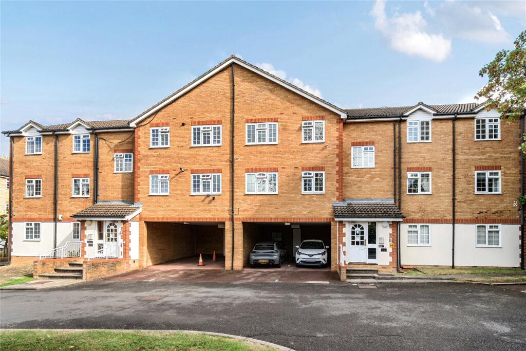 Apartment in Bromley - View 2