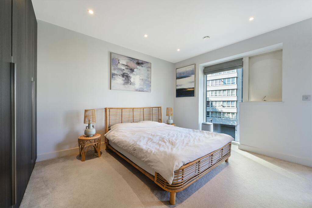 Apartment in London - View 4