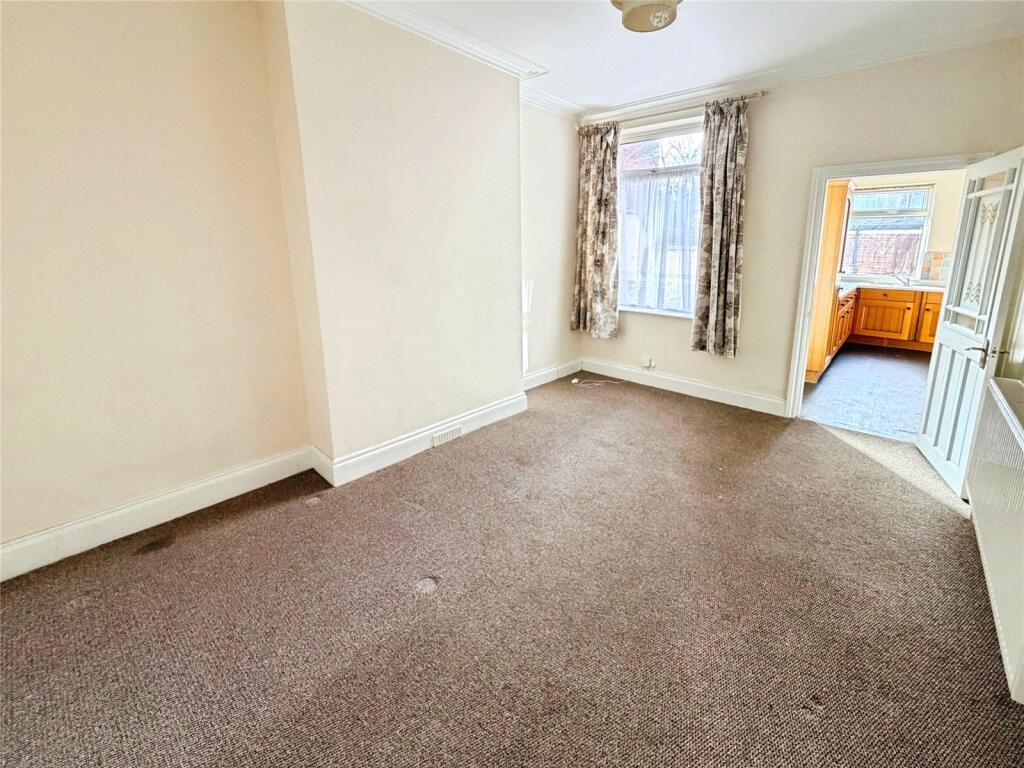 House in Doncaster - View 3