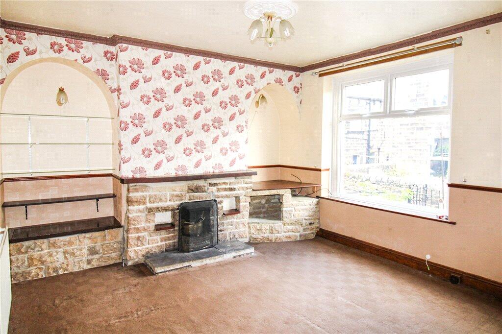House in Bradford, Steeton with Eastburn - View 2
