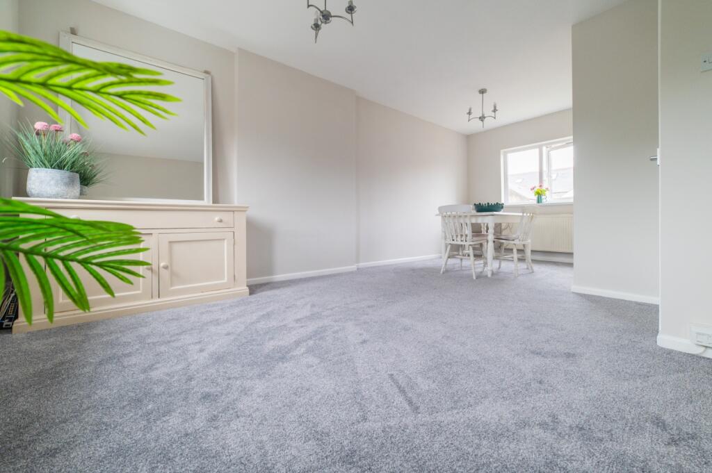 Edmonds Court, Roath photo 2