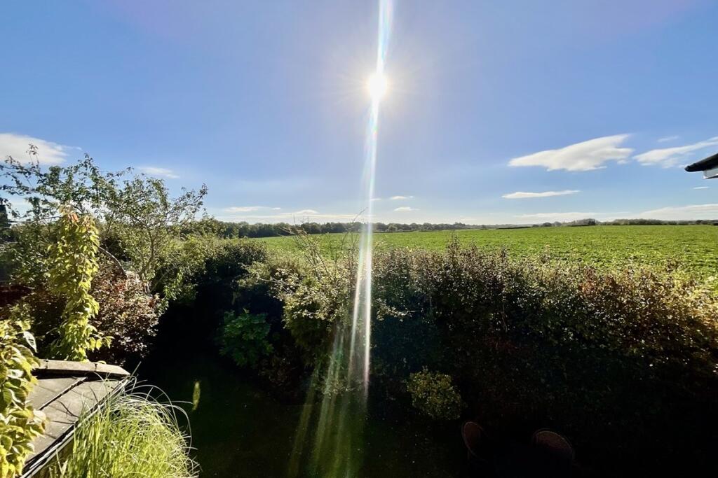 House in Rotherham, Thurcroft - View 2
