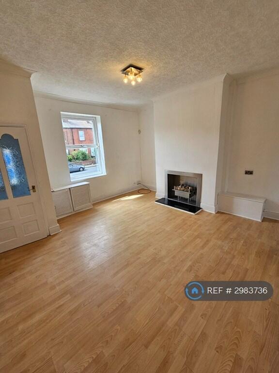 Bolton Road, Bolton, BL4 - View 3