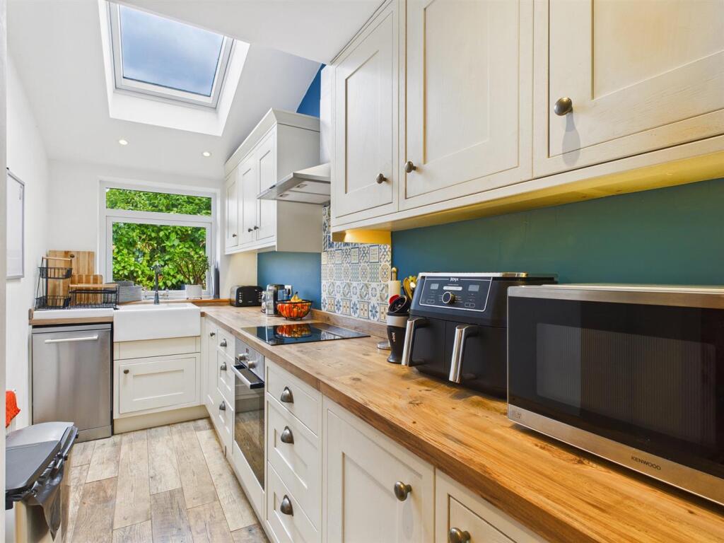 Orchard Avenue, Whaley Bridge photo 2