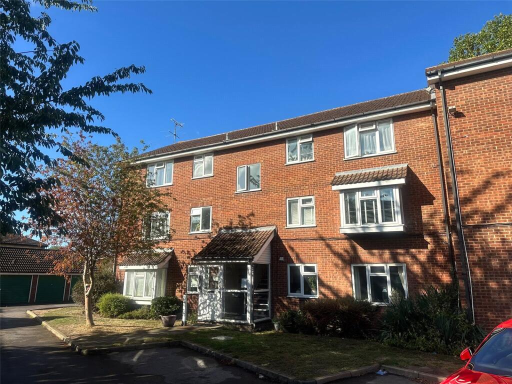Main image of property: High Street, Langley, Slough, Berkshire, SL3