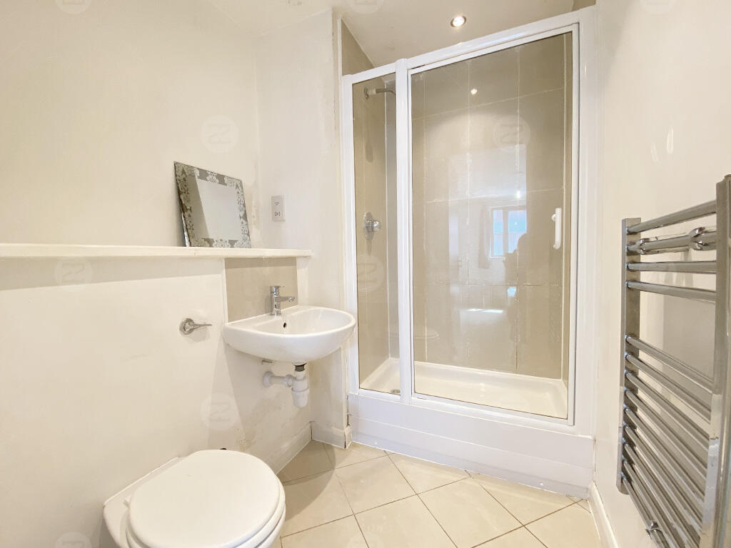 Apartment in Birmingham, Calthorpe Fields - More