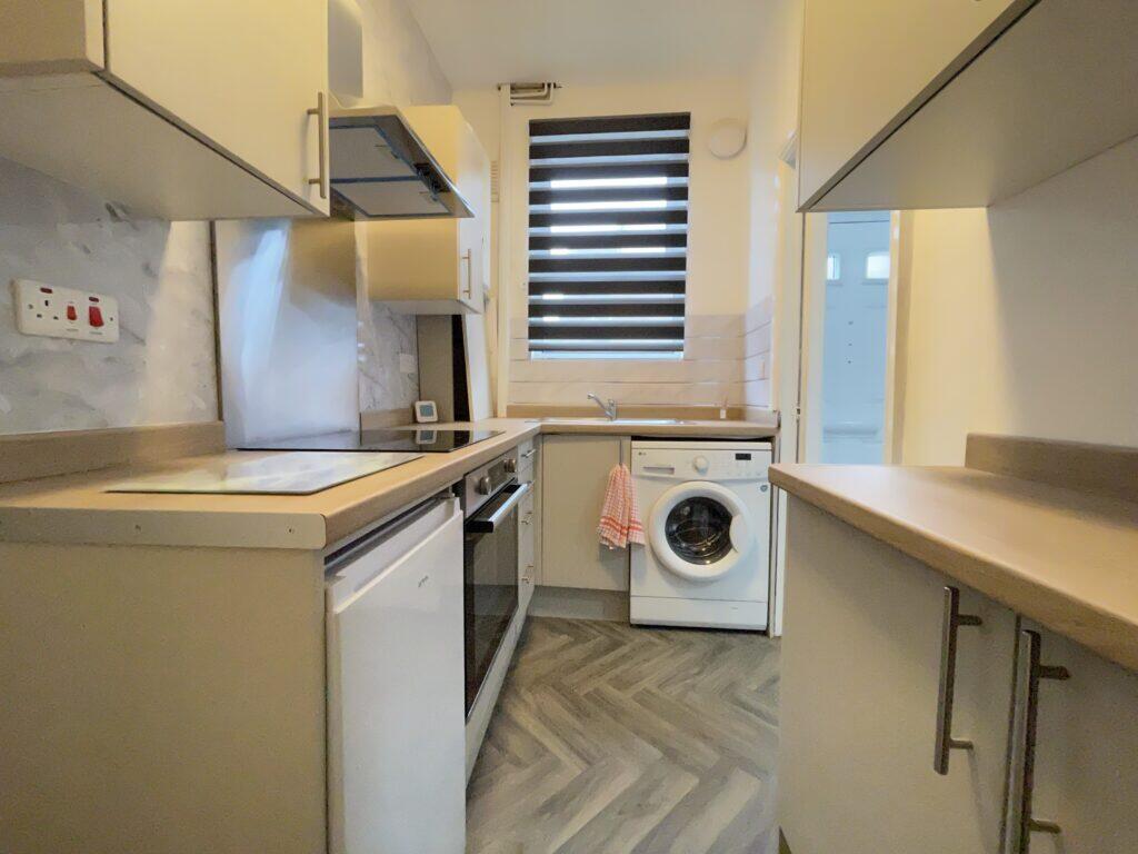 House in Leeds - View 5