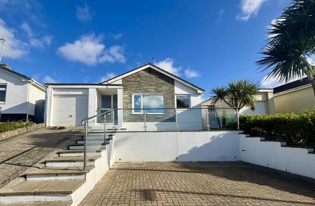 Main image of property: Roselidden Parc, Helston