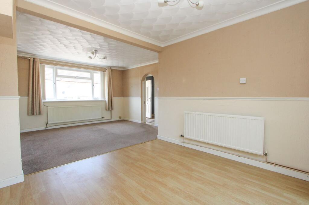 Mead Road, Chipping Sodbury, BS37 - View 5