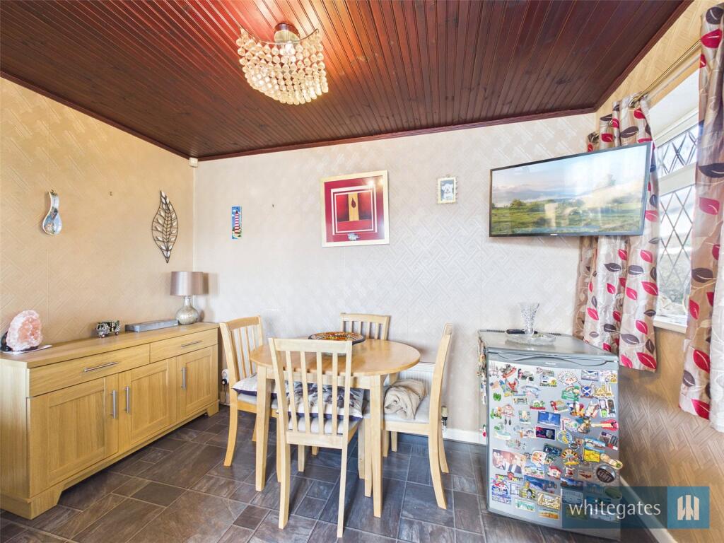 Shuttleworth Lane, Bradford, West Yorkshire, BD8 photo 4