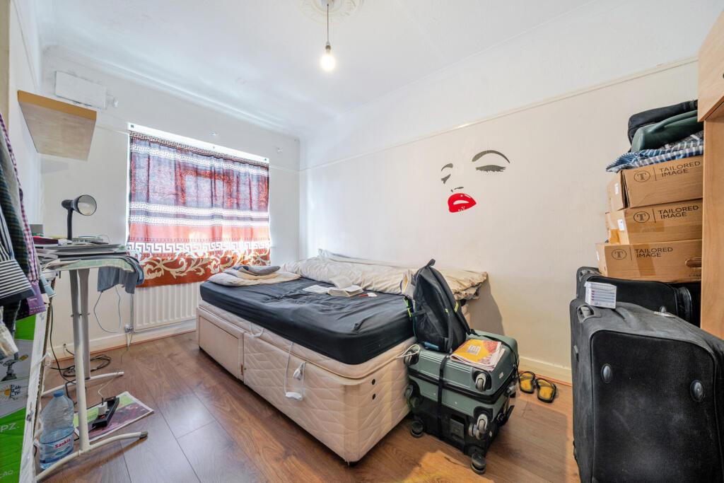 Long Lane, Bexleyheath - More