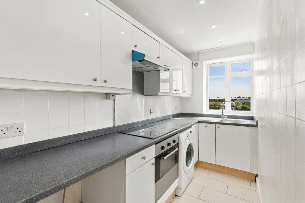 Apartment in London - View 3