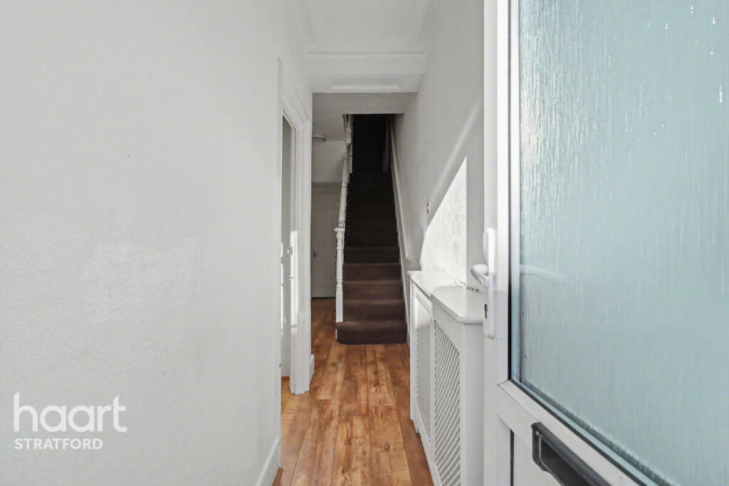 Colegrave Road, London photo 3