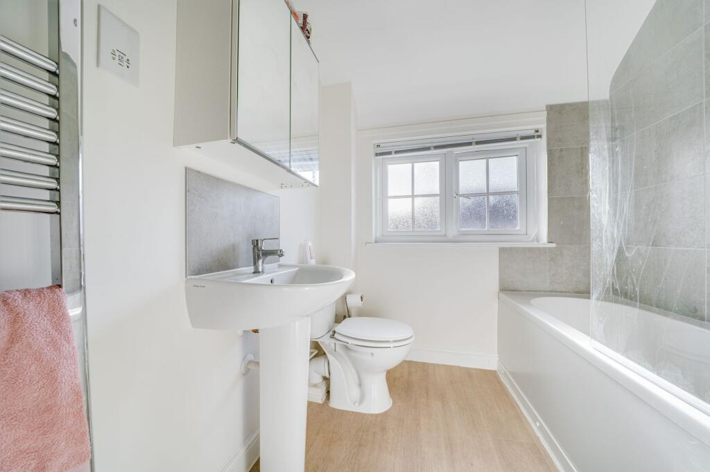 House in Telford - View 4