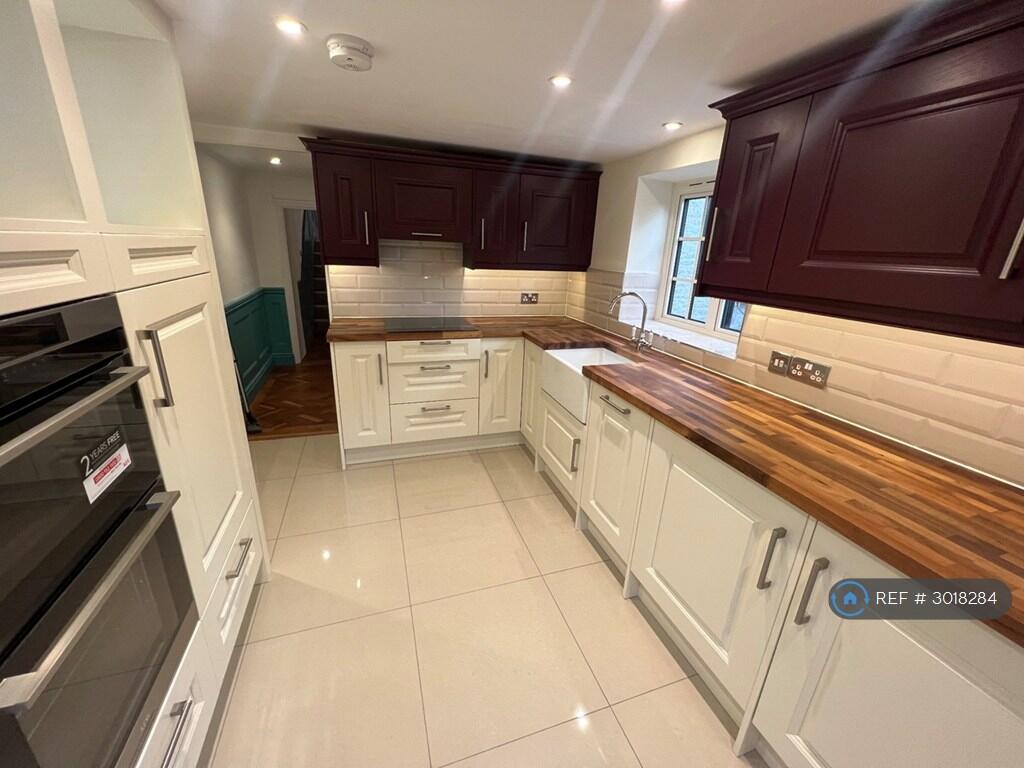 House in West Oxfordshire, Old Woodstock, Woodstock - View 5