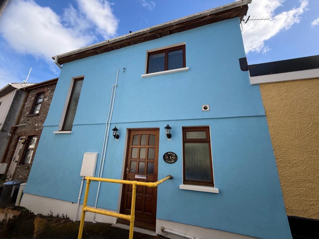 Main image of property: Cubitts Court, Llandeilo, Carmarthenshire.