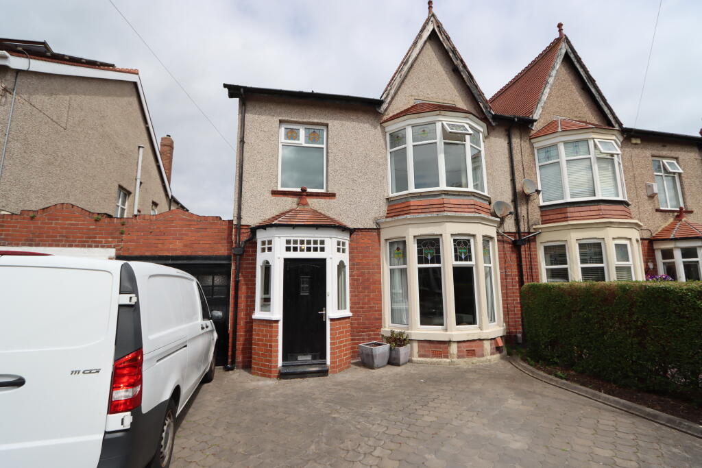 Main image of property: Glendale Avenue,
Whitley Bay, Tyne and Wear,
NE26 1RX