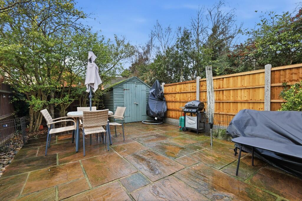 Apartment in Thurrock, Essex - View 4