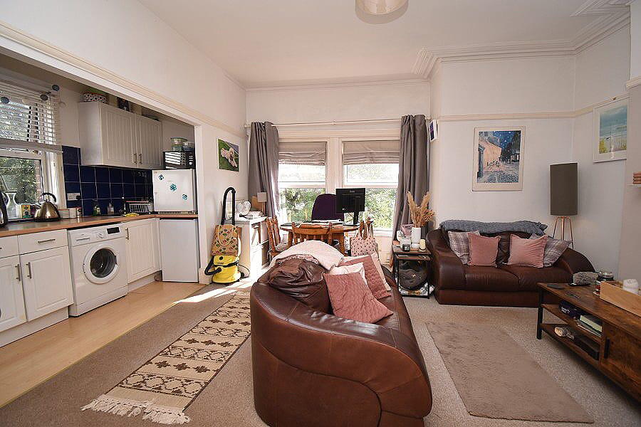 Apartment in Exeter - View 4