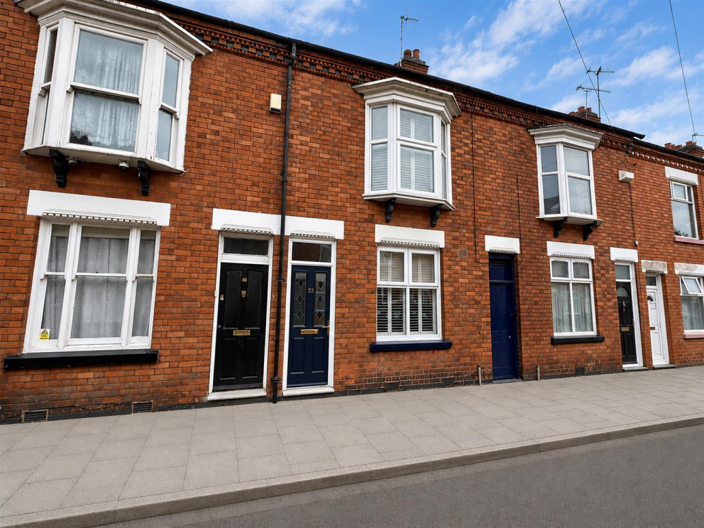 Main image of property: Nutfield Road, West End
