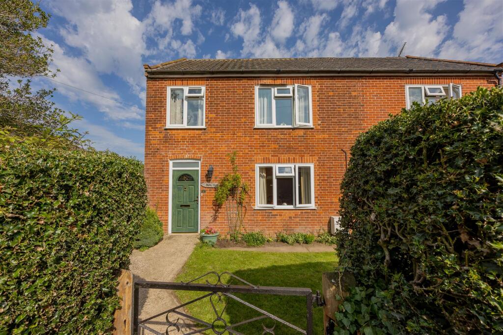 5-bed detached on Rectory Lane, Worlingham, Beccles, £525,000