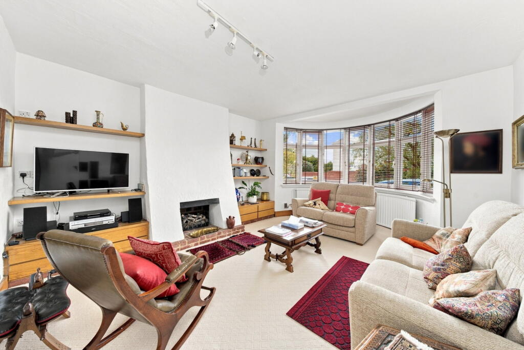 House in London - View 2