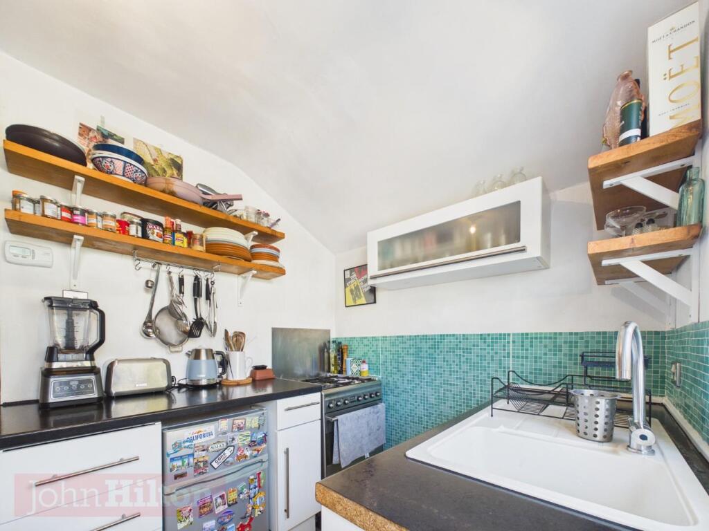 Apartment in Brighton, Hollingdean - More