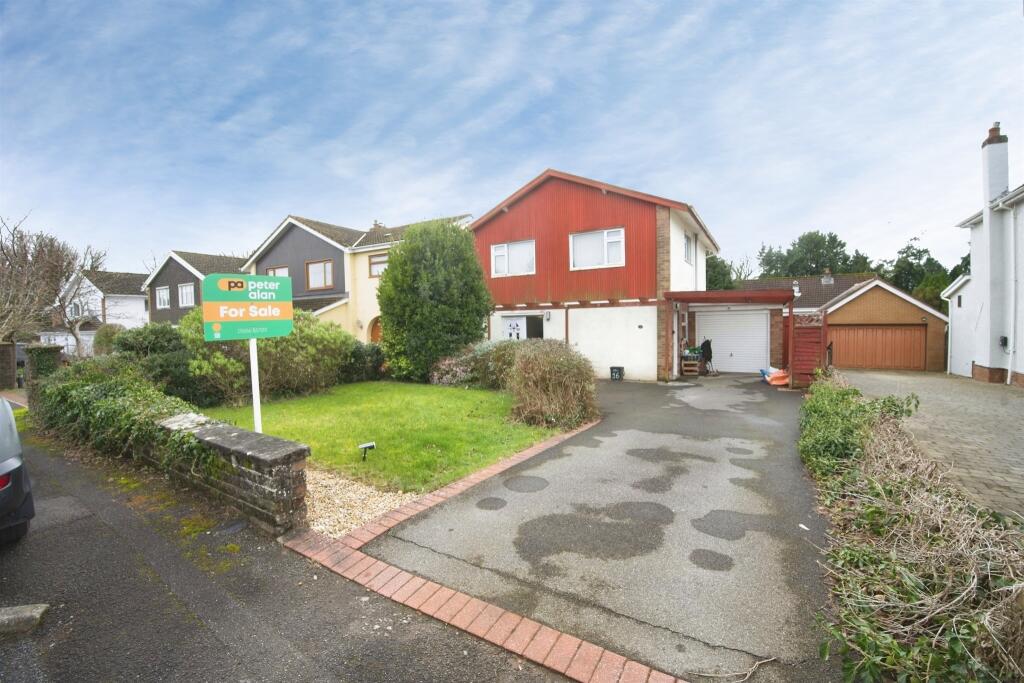 Main image of property: The Retreat, Bridgend